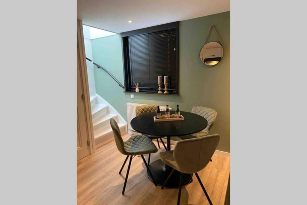 Prachtig Nieuw Gebouwd Zomerhuis Voor 4 Personen ! Vakantiehuis *